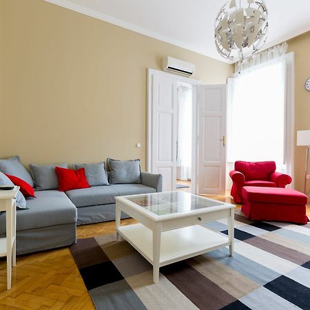 Bpm-Apartment Kiraly ブダペスト エクステリア 写真